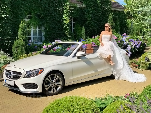 Оренда авто Mercedes Benz C300  кабріолет з водієм. Прокат кабріолета Мерседес C300 без водія у Києві
