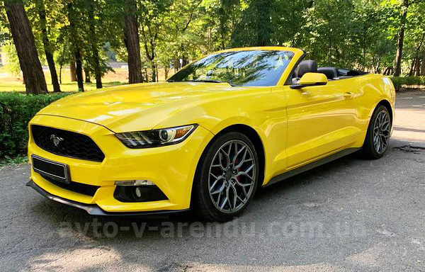 Оренда кабріолету Ford Mustang GT жовтий