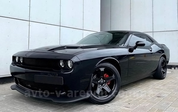 Оренда авто Dodge Challenger 3.6 black у Києві