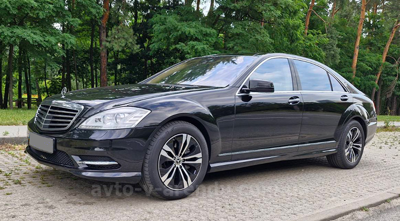 Оренда авто з водієм у Києві Mercedes-Benz W221 S500L AMG