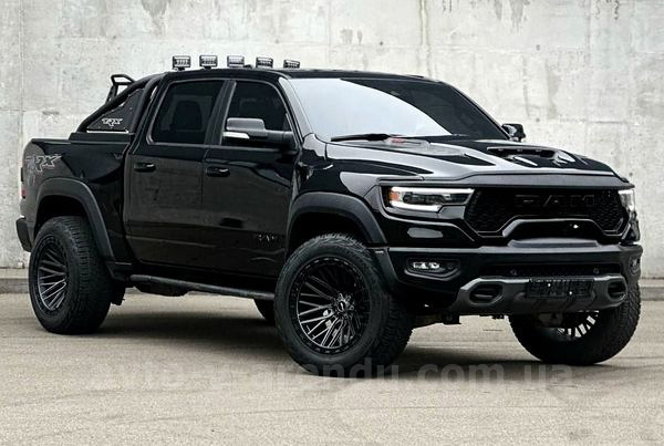 Оренда пікапа Dodge Ram 1500 TRX Mammoth 900 у Києві