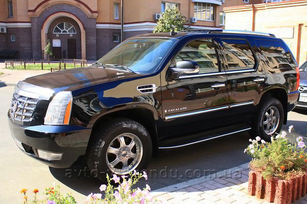 Оренда позашляховика джипа Cadillac Escalade long